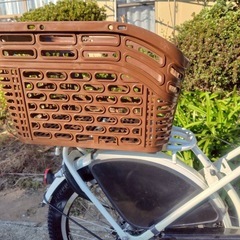 YAMAHA 電動アシスト自転車　充電器付き　後ろカゴ付き！
の画像