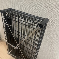 スチールラック黒の画像