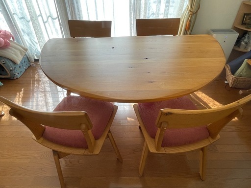 ダイニングテーブル