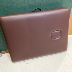 【美品】折りたたみエステベッド ブラウン 持ち運びやすいケース付き の画像