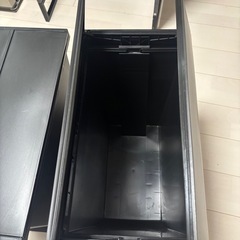 ゴミ箱 両開き ペダル式 ×2
の画像