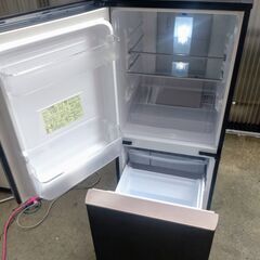 10,000円/06 SHARP シャープ プラズマクラスター ノンフロン冷凍冷蔵庫 右開き/左開き(付け替え) 2ドア 137L SJ-GD14E-B ピュアブラック 2019年製 通電確認済みの画像