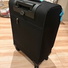 キャリーケースの画像