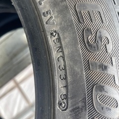 18年製　ブリヂストン　VRX 235/50R18 スタッドレスの画像