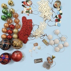 クリスマスツリー150cm ＋ オーナメント・FERREROスノードームセットの画像