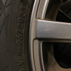 冬タイヤ軽自動車用、155/65/14アルミホイール付き4本の画像