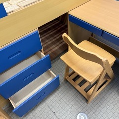 ニトリ　システムベッド　学習机の画像