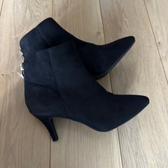 未使用　ブーティ　黒　
LL しまむら の画像