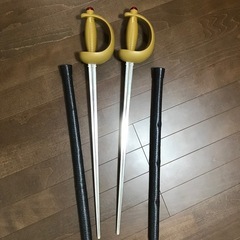 ディズニー　カリブ　海賊　剣の画像