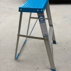 脚立の画像
