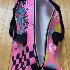 モンスターズインク、ボストンバックの画像