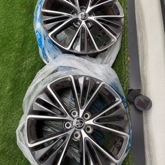 60プリウス　純正19インチ　　ホイール　小傷程度の画像