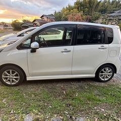 平成25年式 ダイハツLA100SムーヴカスタムX  パールホワイトの画像