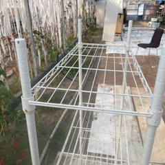 4段ラックの画像