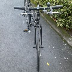 リサイクルショップどりーむ天保山店　No558 自転車　クロスバイク　２８インチ　ギア切替付き🎵　状態良好🎵　人気の黒♪の画像