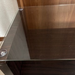 ガラステーブルの画像