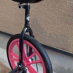 一輪車　18インチ　スタンド付きの画像