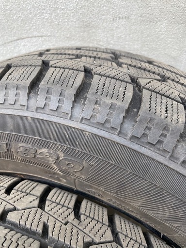 175/65R14 スタッドレスタイヤ　