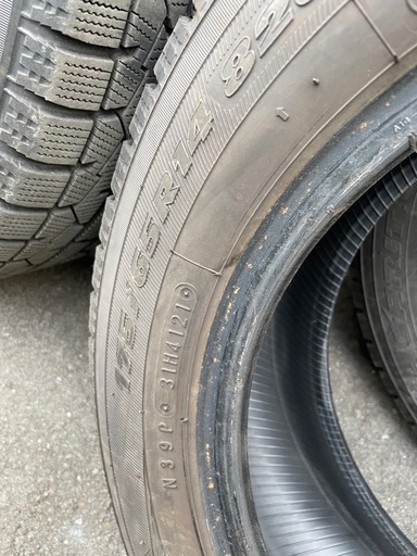 175/65R14 スタッドレスタイヤ　