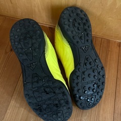 adidasトレーニングシューズ20cmの画像