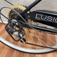 LUSIOUS ルシアス　27インチ　6段変速付き　シティサイクルの画像