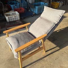 1人掛けリクライニングチェアーの画像