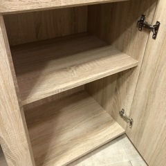 食器棚（ロータイプ）の画像