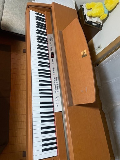 鍵盤楽器、ピアノ YAMAHA Clavinova