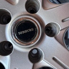 スタッドレスタイヤ 225/55r17 ホイールセット車買い替えのため格安での画像