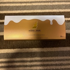 White サンダー 新品 お菓子 無料で差し上げます。の画像