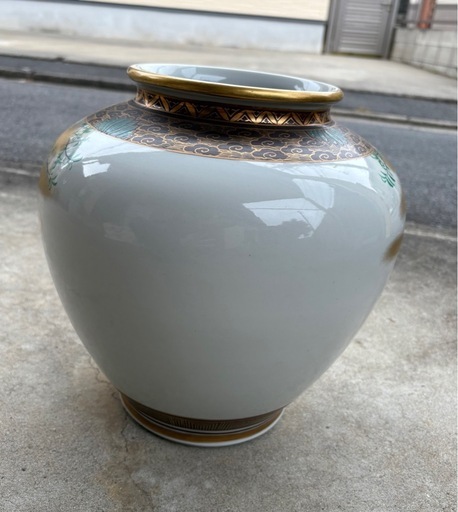 九谷焼 　竹隆作（北村隆）金牡丹金鶏　大花瓶　大壺　木箱入り