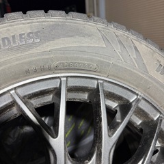 スタッドレスタイヤ16インチ４本セットの画像
