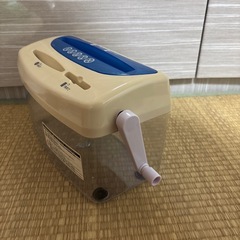 (取引中)手動シュレッダーの画像