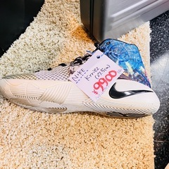 NIKE Kyriez 27.5cm メンズ　スニーカー　ナイキ の画像