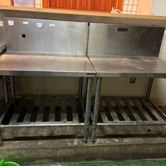 厨房機器　ステンレス下作業台　調理台の画像