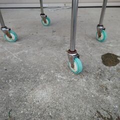 兵庫県 三田市 直接お引き取り限定 医療用 ステンレス ワゴン キャスター付き 作業台 処置カート ステンレス製 2段 中古の画像