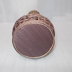 フラワーベース／焦げ茶の編み花瓶の画像