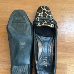 靴C 22.5cmヒール2cmの画像