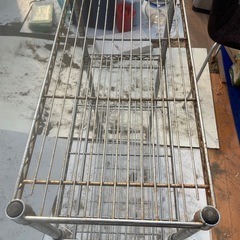 4段ラックの画像