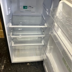 【中古】凹み有り　2ドア冷蔵庫　225リットル　2021年製【E1125IK】の画像
