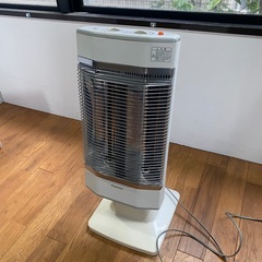 ダイキン ERFT11KS 遠赤外線暖房機 セラムヒート　大阪市 / 引き取りのみの画像