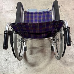 車椅子(タイヤ交換必要)の画像