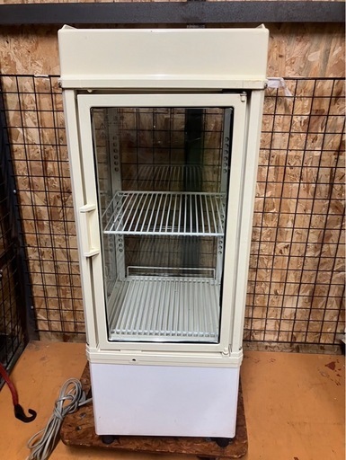 【中古】大阪引取限定　サンデン　4面ガラス面のショーケース　店舗用品　冷蔵庫　陳列ケース【KNKK193】