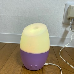 超音波式アロマディフューザー(虹色ライトアップ機能あり)の画像