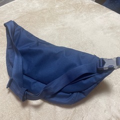 NIKEナイキ　ボディバッグの画像