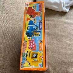アンパンマン くるまだいすき工事車両セット 新品未開封の画像