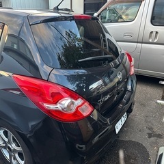 日産　ティーダ　の画像