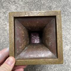 仏花の花瓶の画像