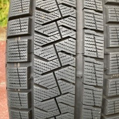 スタッドレスタイヤ 215/65 R16  アルミホイール付き　4本セットの画像