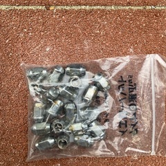 スタッドレスタイヤ 215/65 R16  アルミホイール付き　4本セットの画像